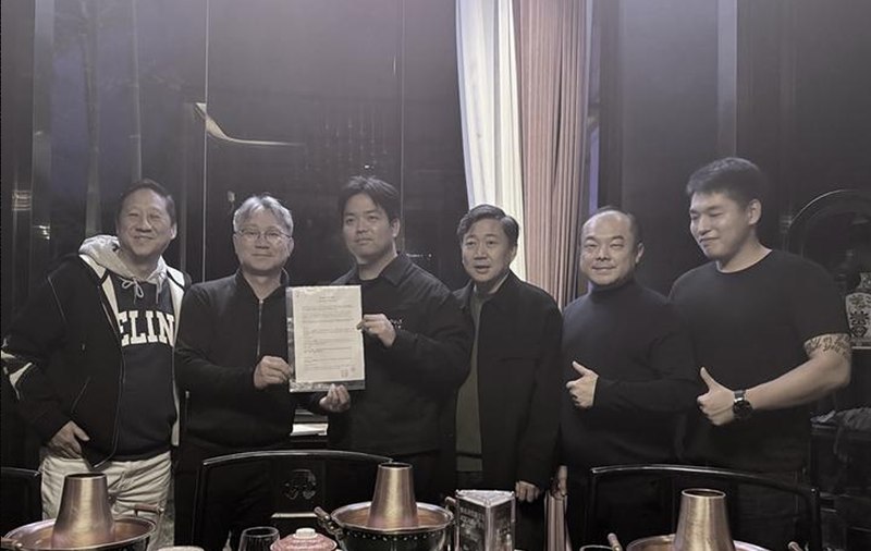 Zenith and Hubei Chenghai Cultural Industry Development Co., Ltd. partnership signing ceremony